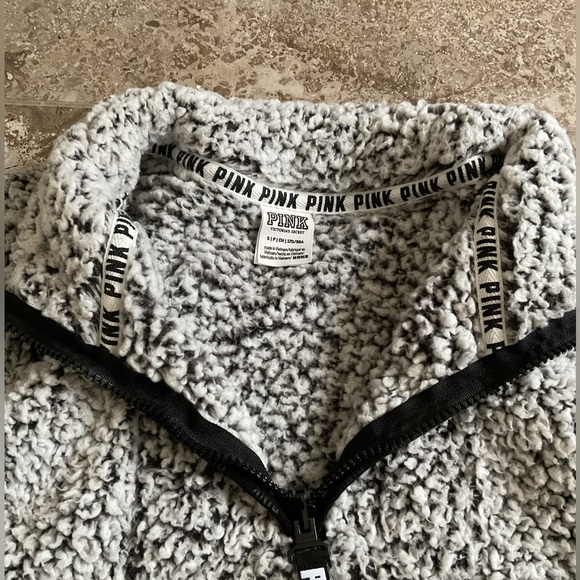Pink Victoria Secret Sherpa - Picture 4 of 4